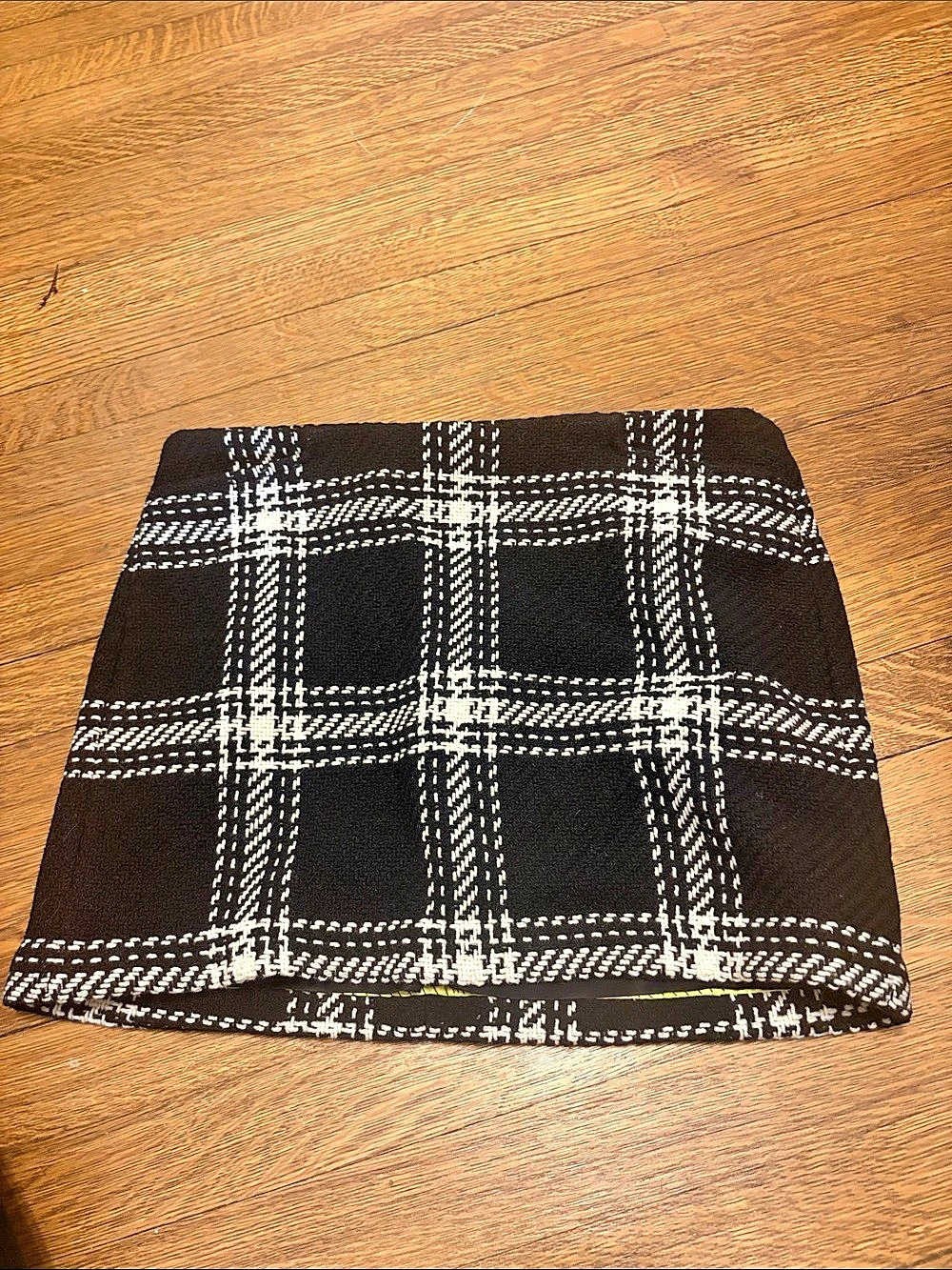 Gap Plaid Mini Skirt in Black & White Size 10